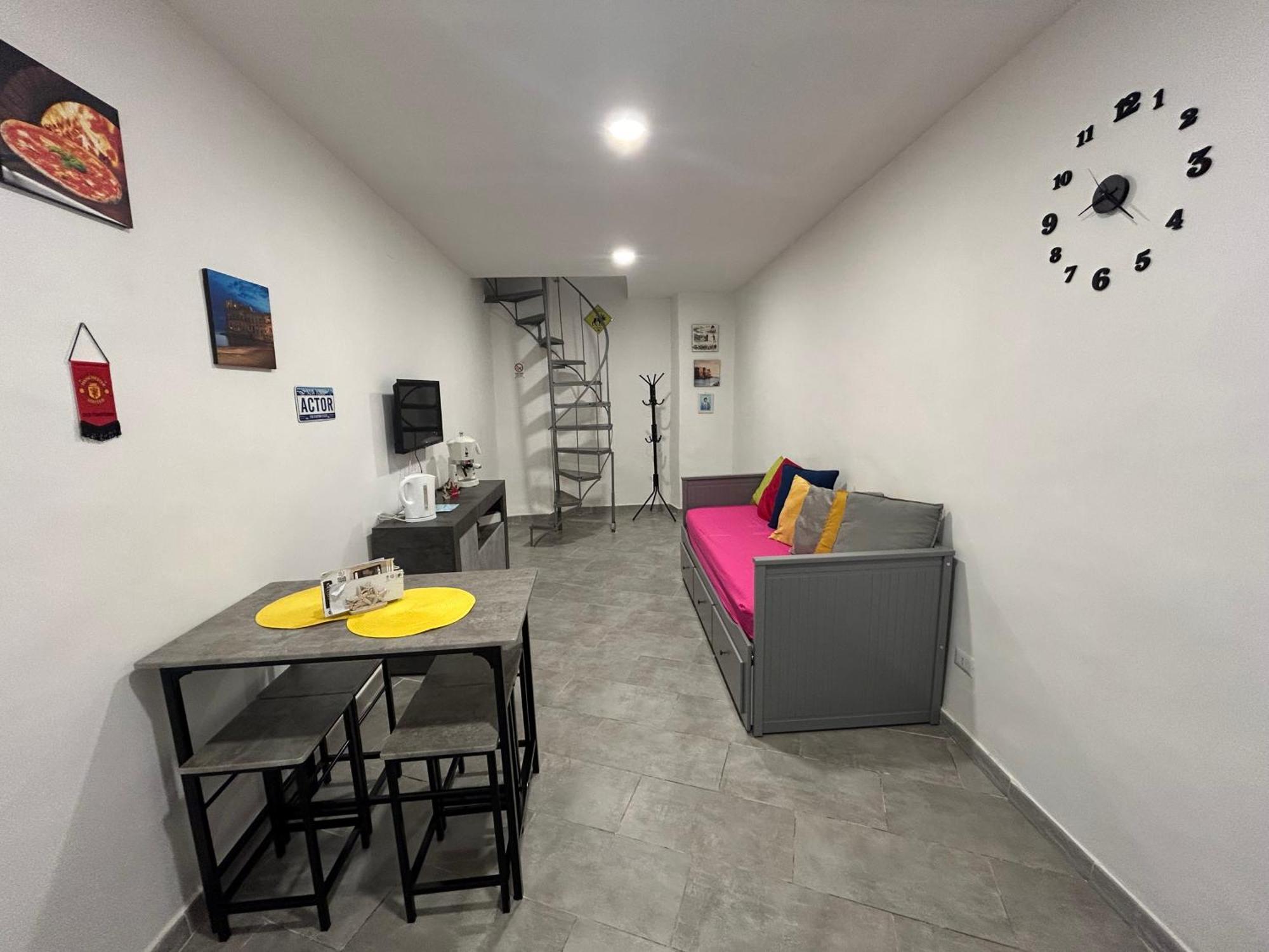 Casagiulia Apartment Napoli Ngoại thất bức ảnh