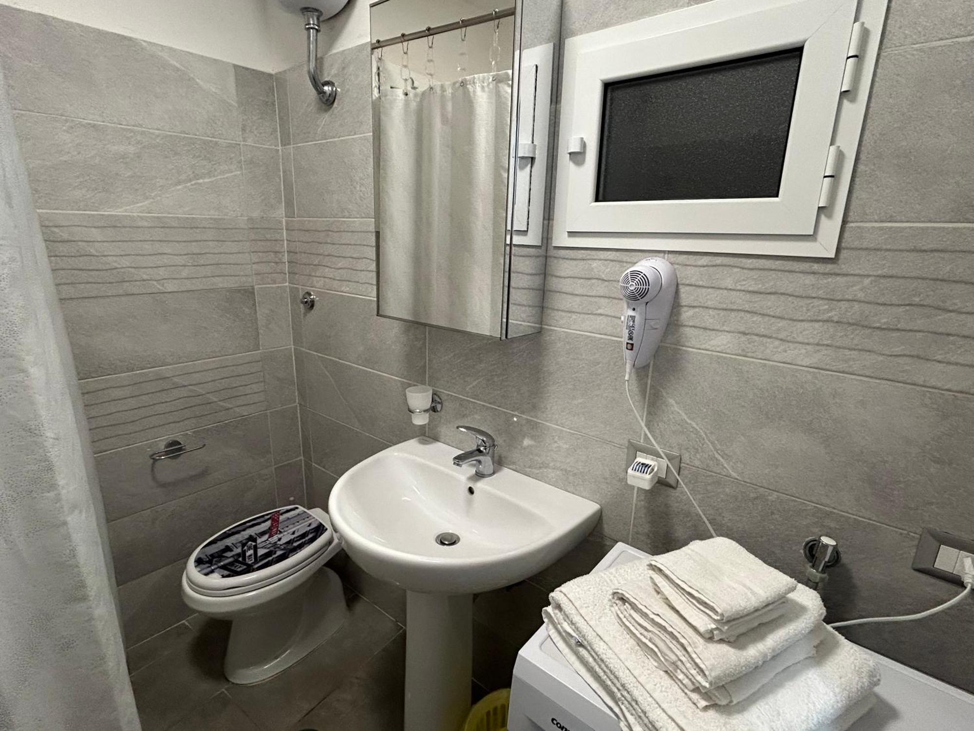 Casagiulia Apartment Napoli Ngoại thất bức ảnh
